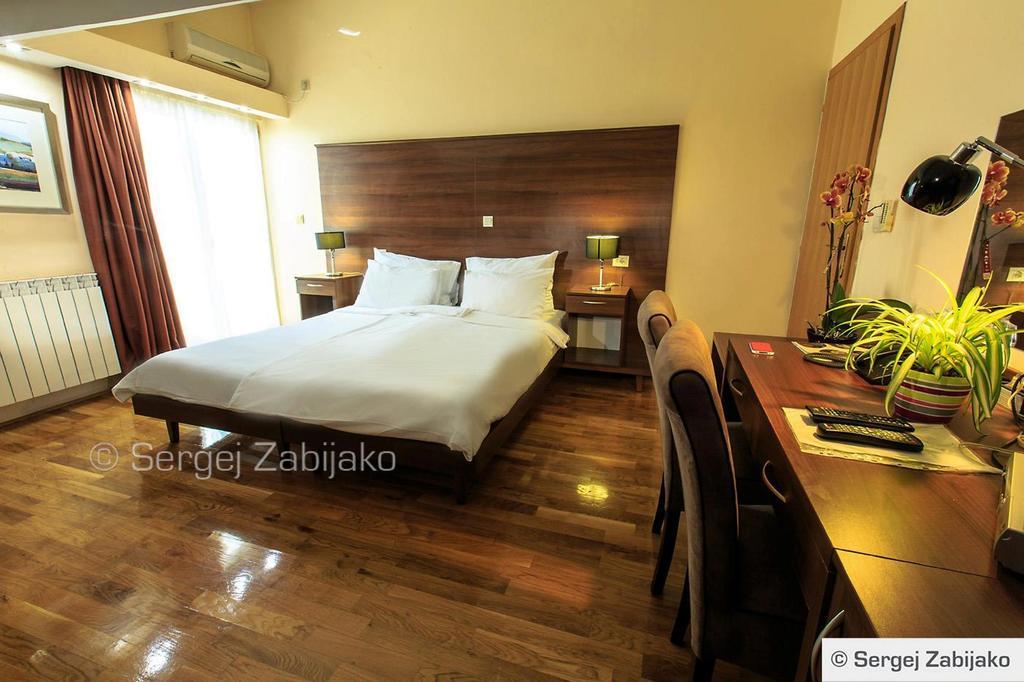 Hotel M พอดโกริกา ห้อง รูปภาพ